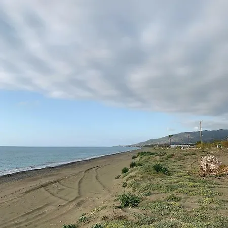 Sea Front Cristiana * Yialia